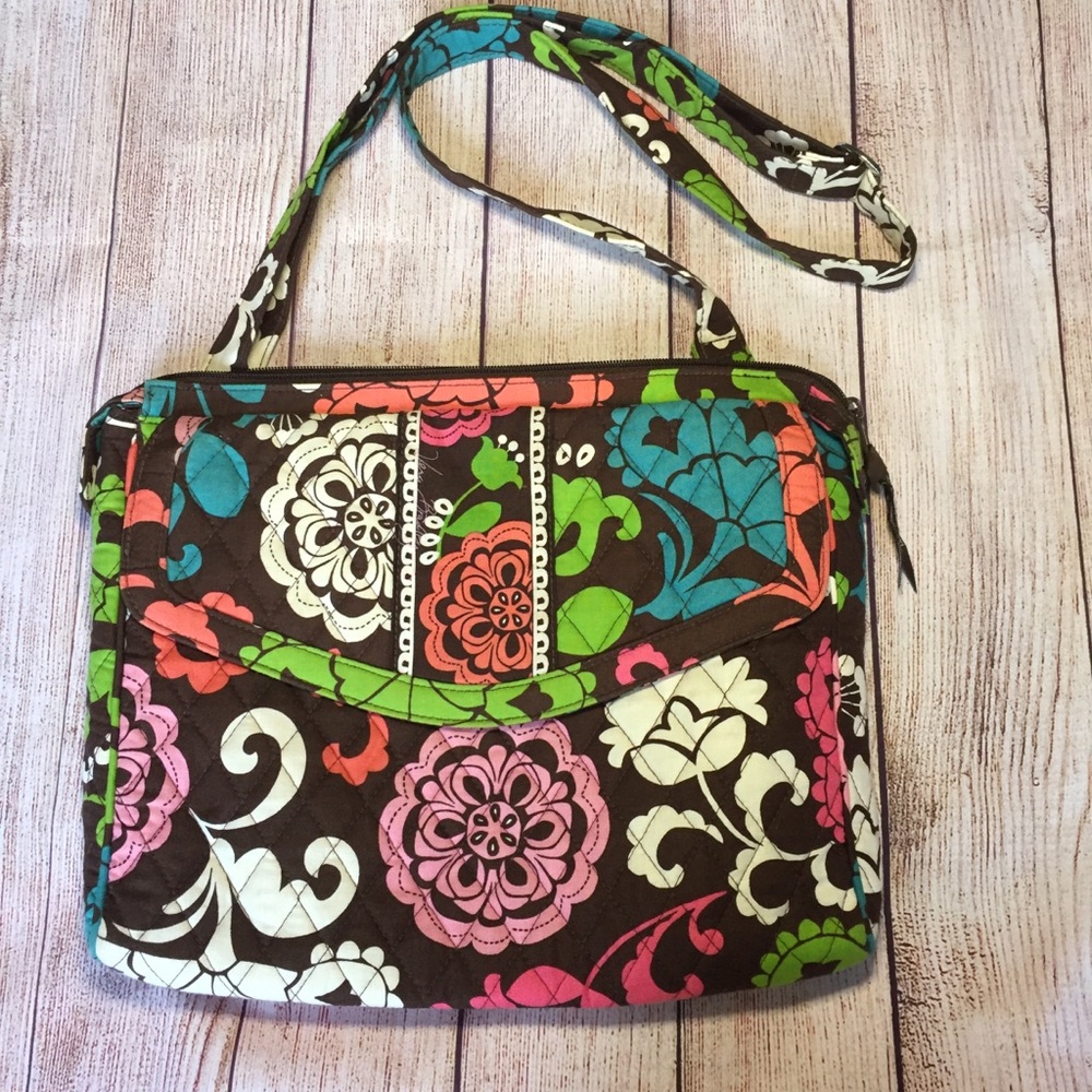 Vera Bradley messenger bag “Lola”